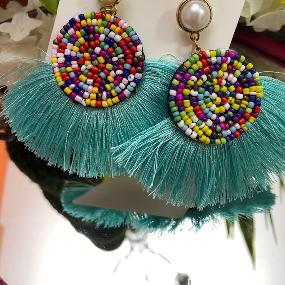 Earring bundle - Picture 4 of 10